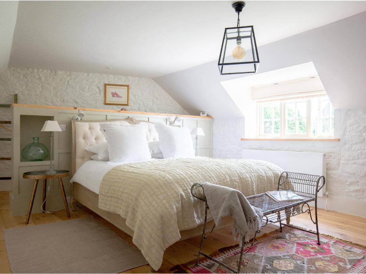 Apple Store Cottage Чарлбъри Екстериор снимка